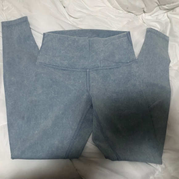 lululemon leggings - Picture 1 of 3